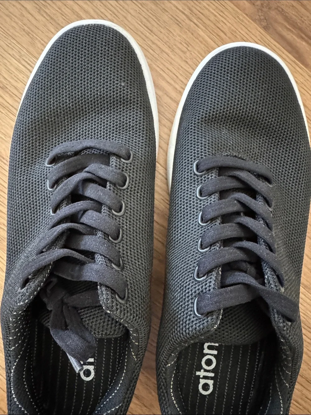 Atoms Model 000 in black/white, size 7.5W